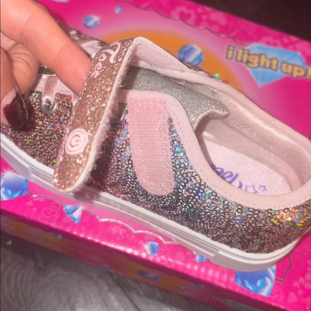 NEW Skechers Twinkle Toes Spark Sequin Flash Light-up Sneaker Size 13 Pink/Gold